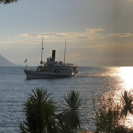 Zen In With Views On Alps And Lake מונטרה